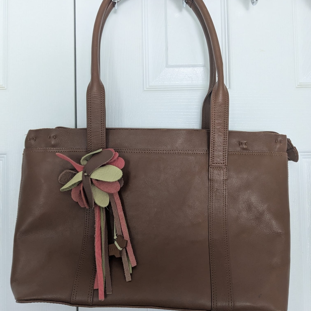 RADLEY LONDON Brown Leather Tote Bag with Timeless Design